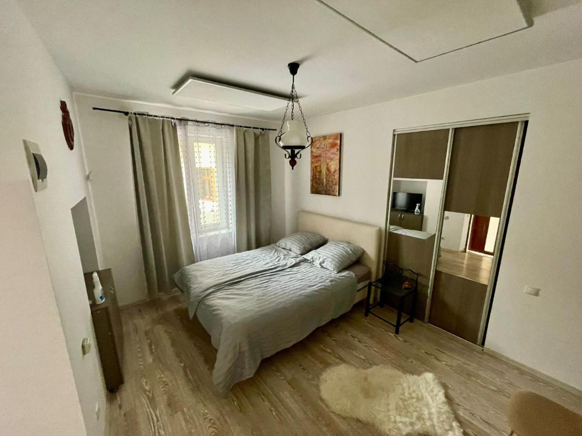 Apartment Sebastian Sibiu Bagian luar foto